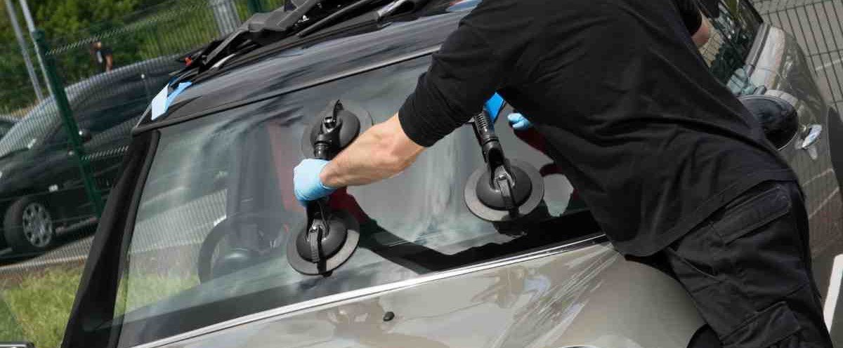 How to prevent windshield damage? Learn Key Strategies